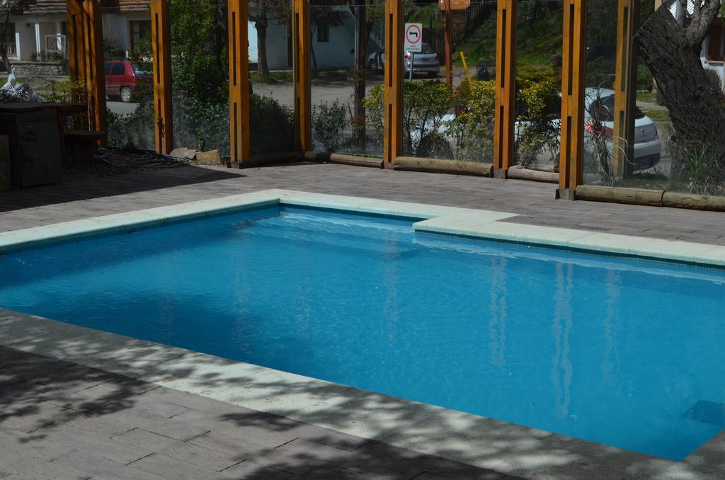 Apart Hotel Robles Del Sur San Martin de los Andes Bagian luar foto