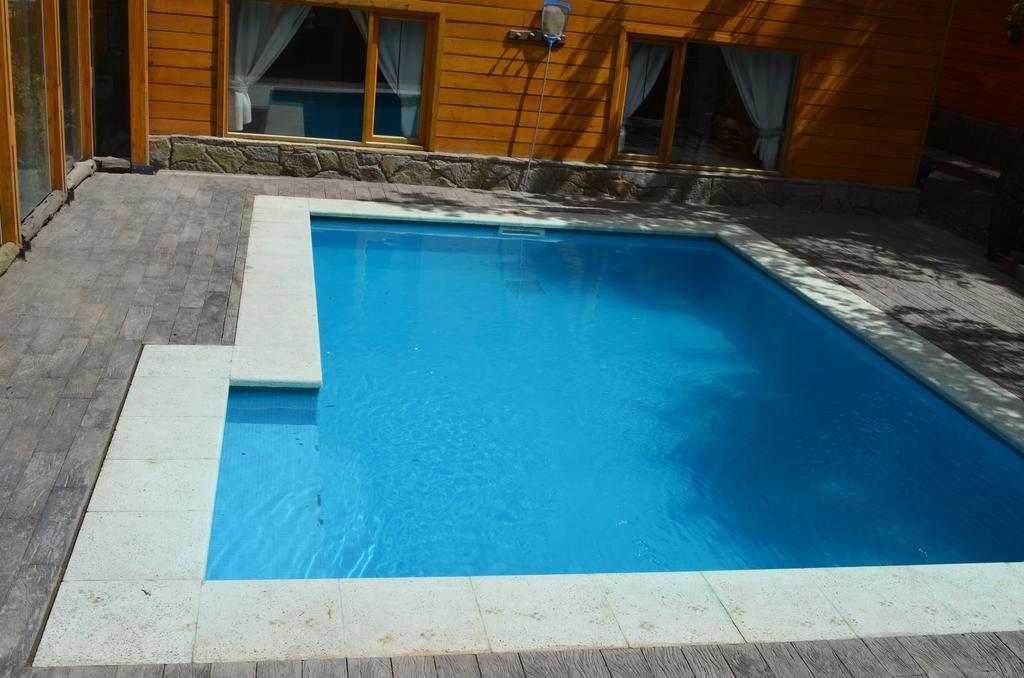 Apart Hotel Robles Del Sur San Martin de los Andes Bagian luar foto