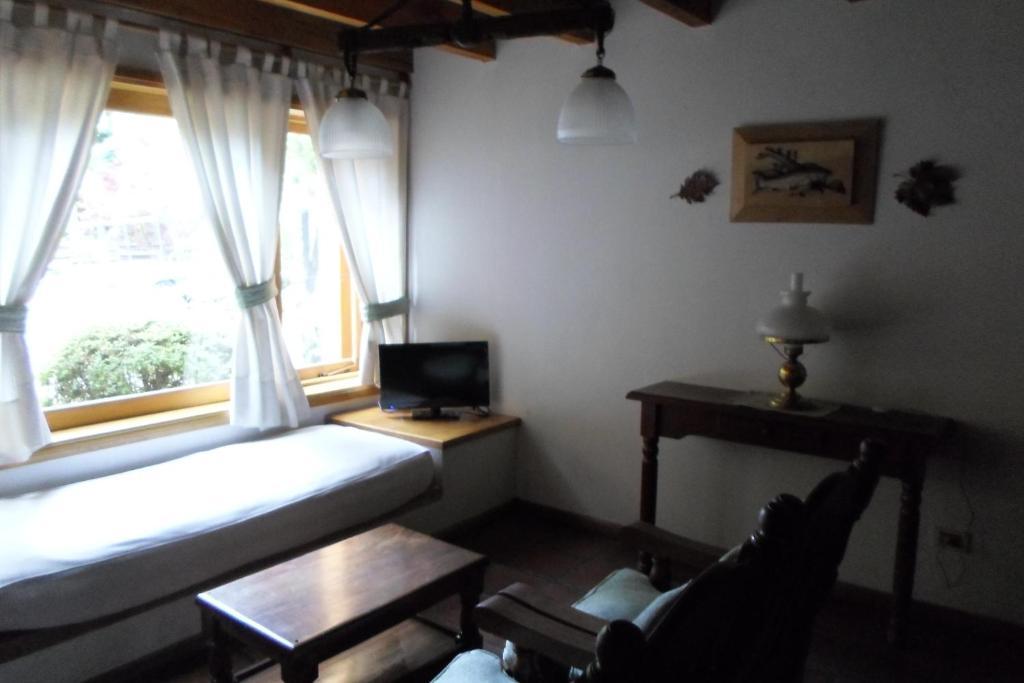 Apart Hotel Robles Del Sur San Martin de los Andes Bagian luar foto