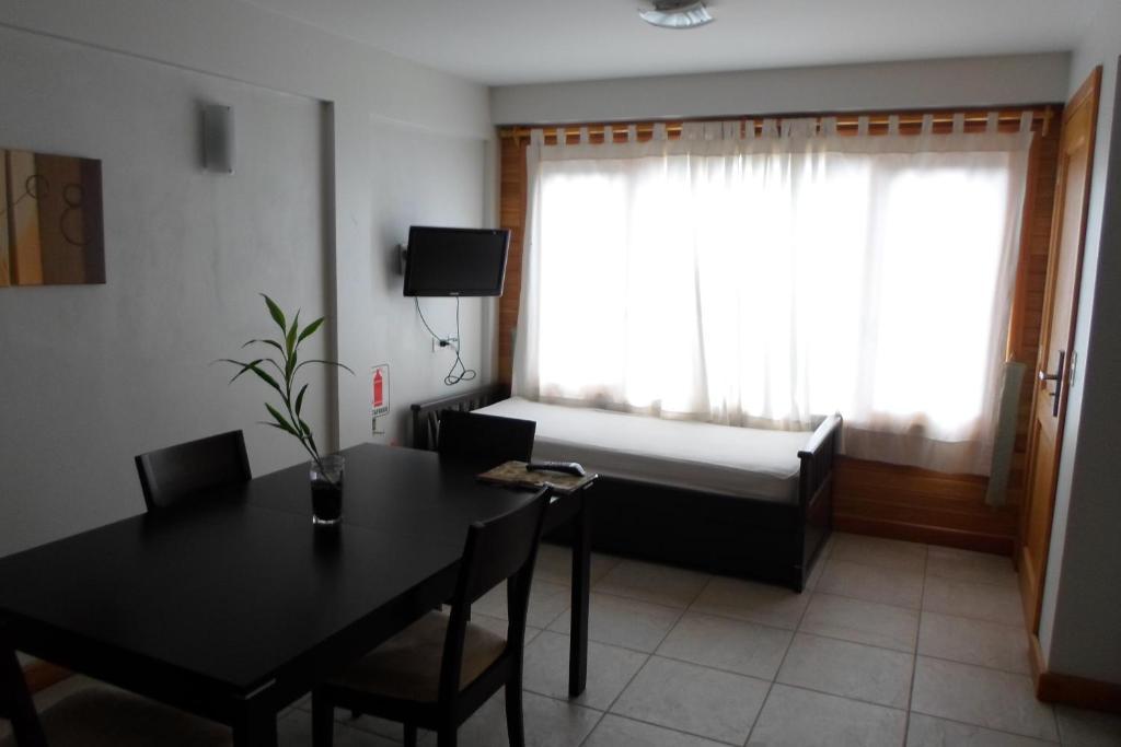 Apart Hotel Robles Del Sur San Martin de los Andes Bagian luar foto