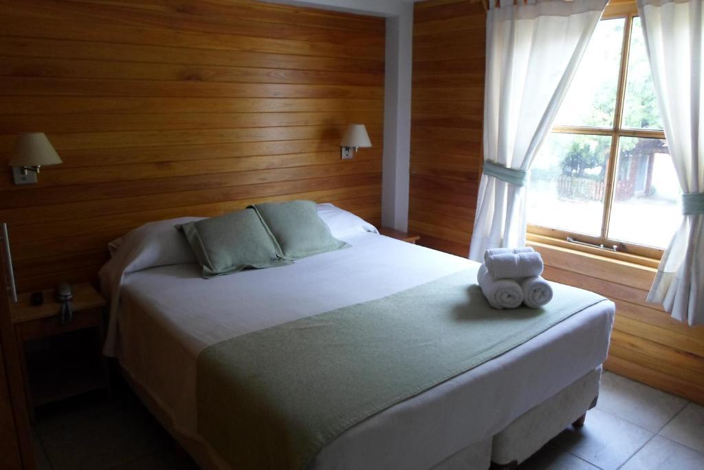 Apart Hotel Robles Del Sur San Martin de los Andes Bagian luar foto
