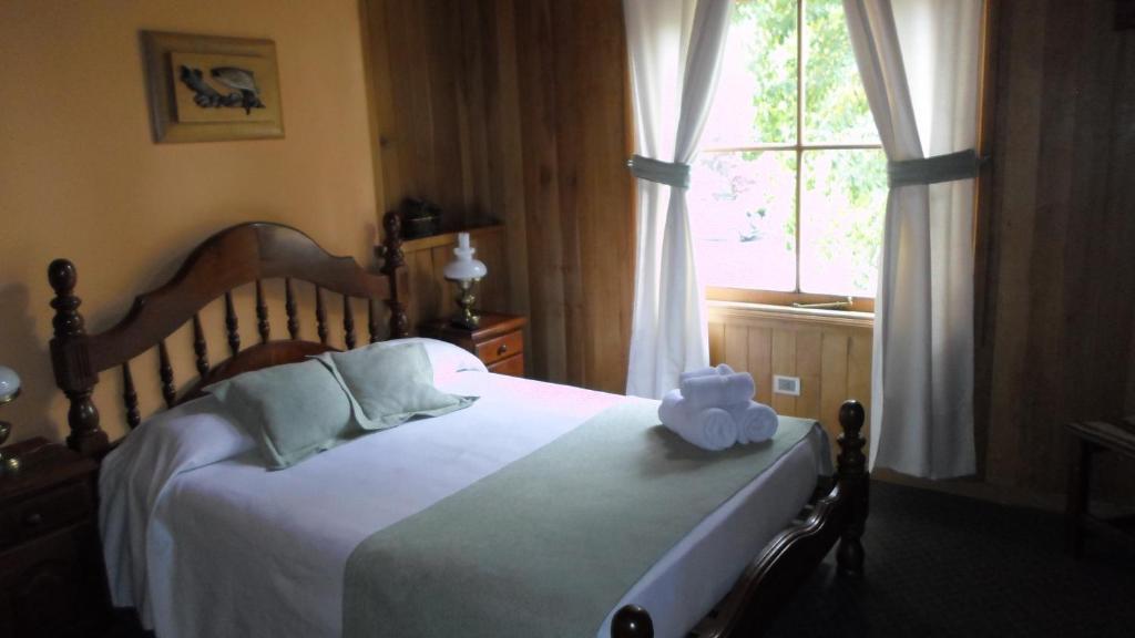 Apart Hotel Robles Del Sur San Martin de los Andes Ruang foto